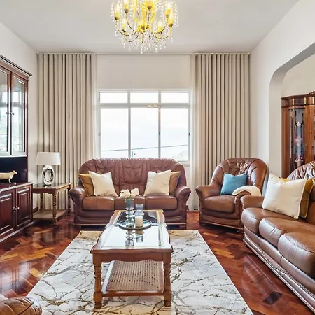 Ferienhaus Casa Dos Leoes Arco da Calheta (Madeira)