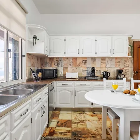 Casa Dos Leoes * アルコ・ダ・カリェタ