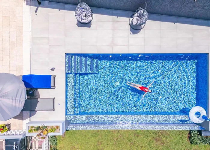 Casa Dos Leoes Arco da Calheta (Madeira)