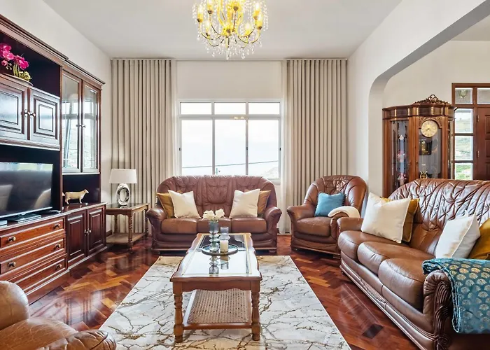 Semesterbostad Casa Dos Leoes Arco da Calheta (Madeira)