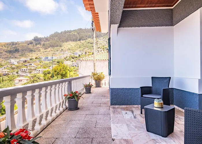 Casa Dos Leoes * Arco da Calheta (Madeira)